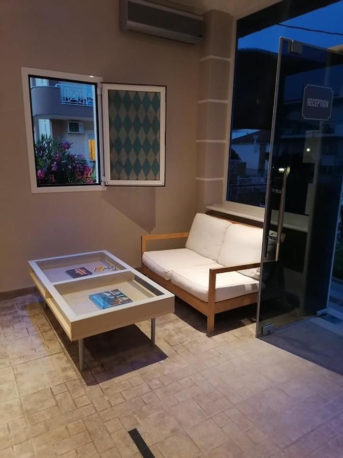 Pfaffenhofen Daire Vrasná Dış mekan fotoğraf